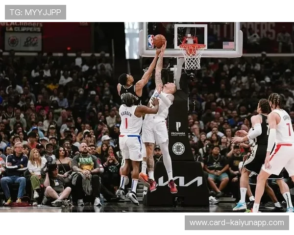 快船若修复团队化学反应,巨星价值才会被放大 快船若修复团队化学反应,巨星价值才会被放大